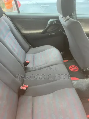 Volkswagen Polo 2000 Rouge