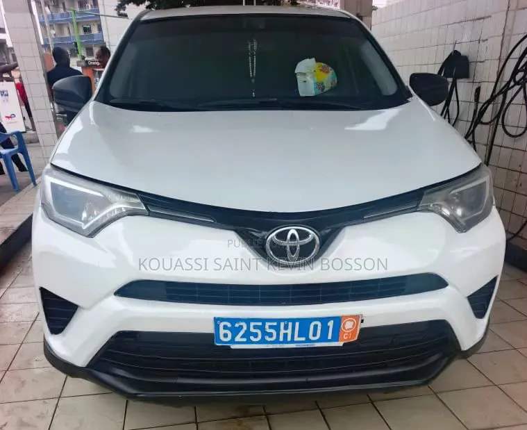 Toyota RAV4 2027 Blanc