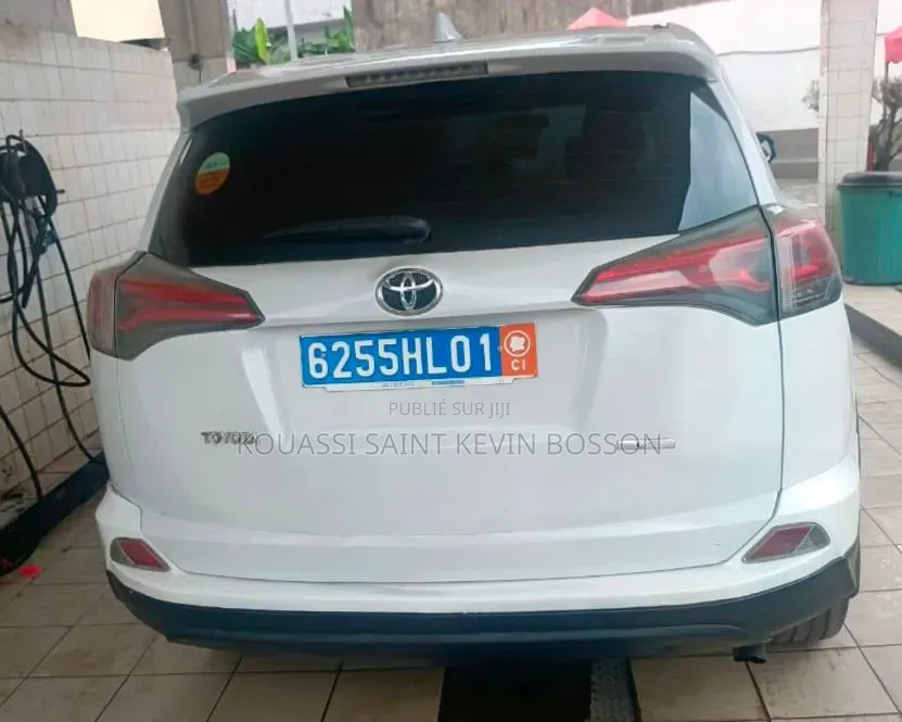 Toyota RAV4 2027 Blanc