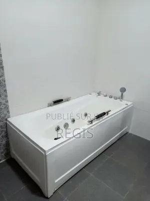 4chbre Duplex dans Regis, Cocody à Louer