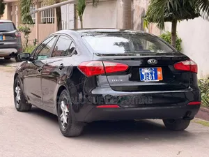 Kia Cerato 2018 Noir