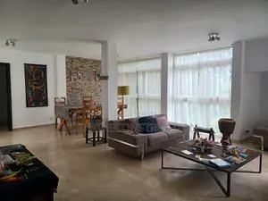 3chbre Villa dans Cocody à Vendre