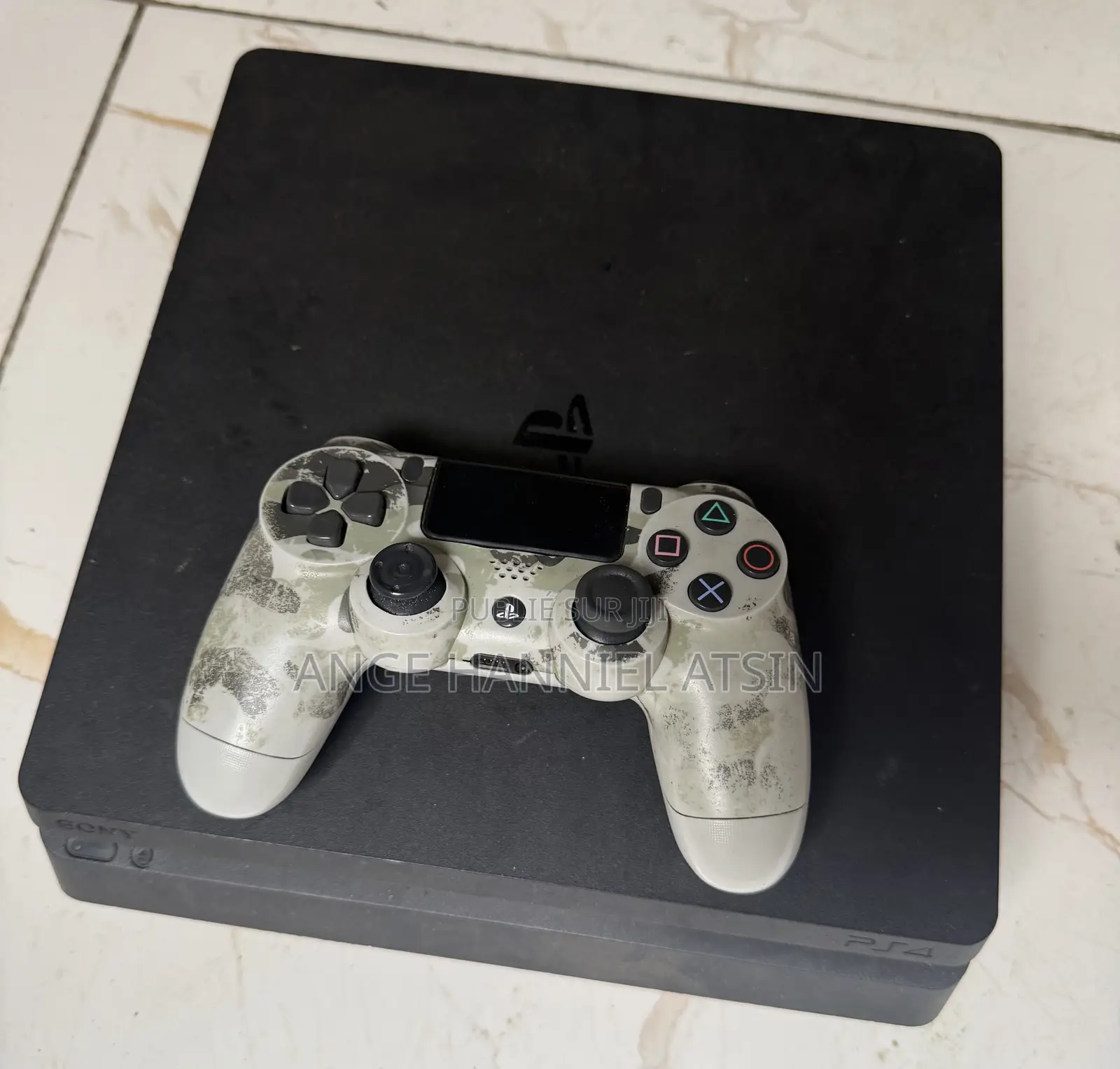 Ps4 Slim en Bon État