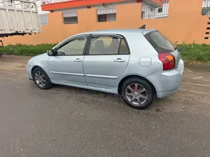 Toyota Corolla 2005 Gris