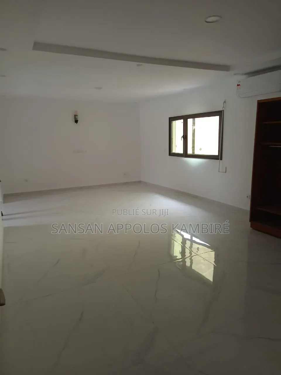 5chbre Duplex dans Magnifique Villa 5, Cocody à Louer