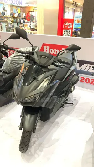 Nouveau Honda NC700X 2024 Blanc