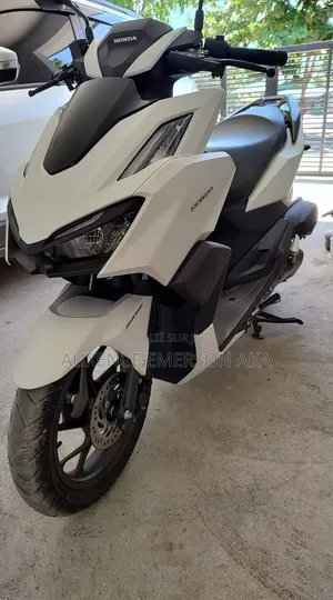 Nouveau Honda NC700X 2024 Blanc