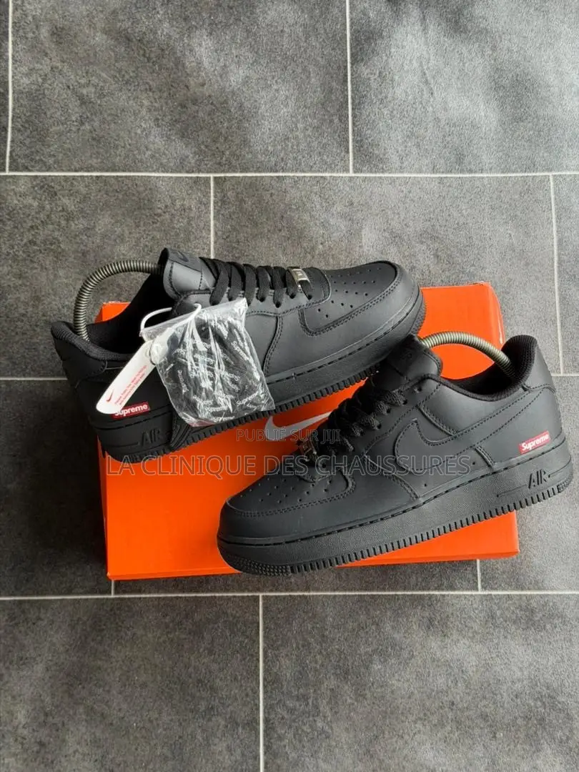 Nike Air Force 1