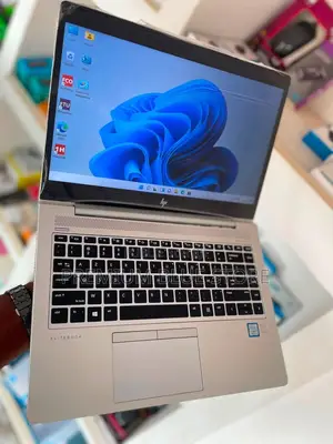 Nouveau HP EliteBook 840 G5 8GB Intel Core i5 SSD 256GB