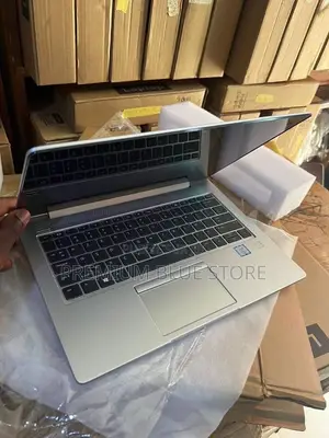 Nouveau HP EliteBook 840 G5 8GB Intel Core i5 SSD 256GB