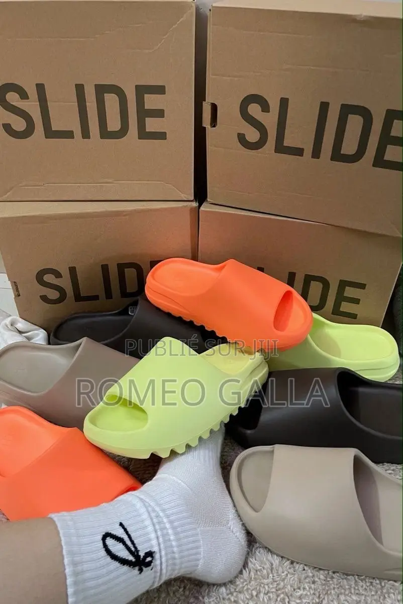Sandale Adidas Yeezy Slides