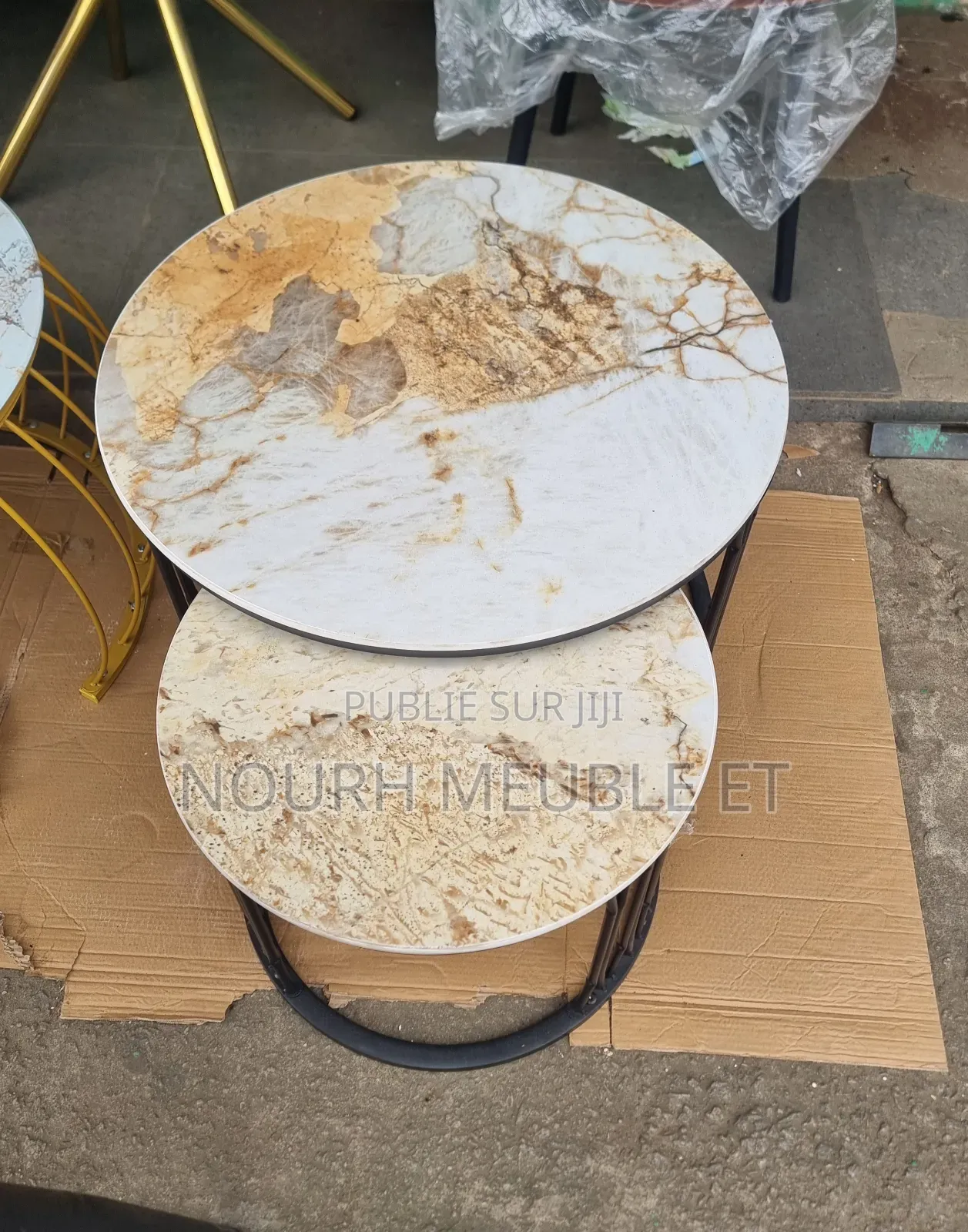 Table Basse en Marbre  - Neuf - Stock Disponible À Abidjan
