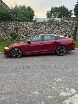 Nouveau Kia K5 2022 Rouge