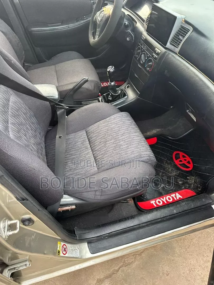 Toyota Corolla 2005 Beige