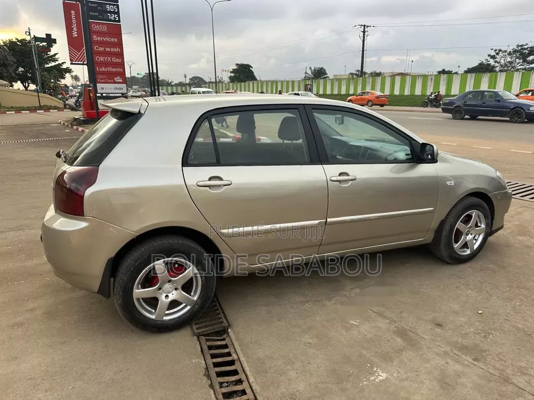 Toyota Corolla 2005 Beige
