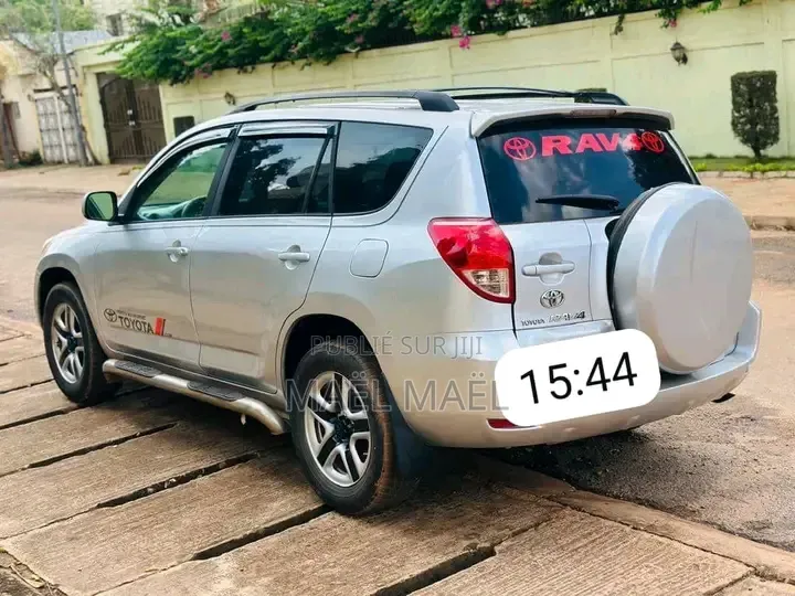 Toyota RAV4 2.5 4x4 2010 Blanc