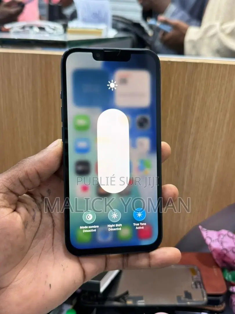 Apple iPhone 13 128 GB Noir