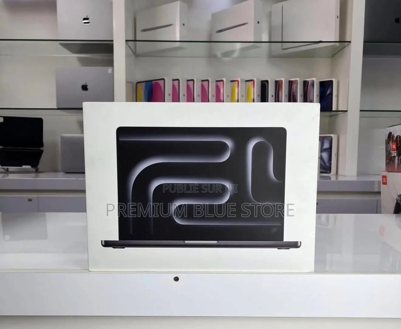 Nouveau Apple MacBook Pro 2025 M5 16GB Apple M5 SSD 512GB