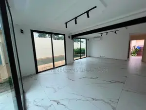 4chbre Villa dans Cocody à Vendre