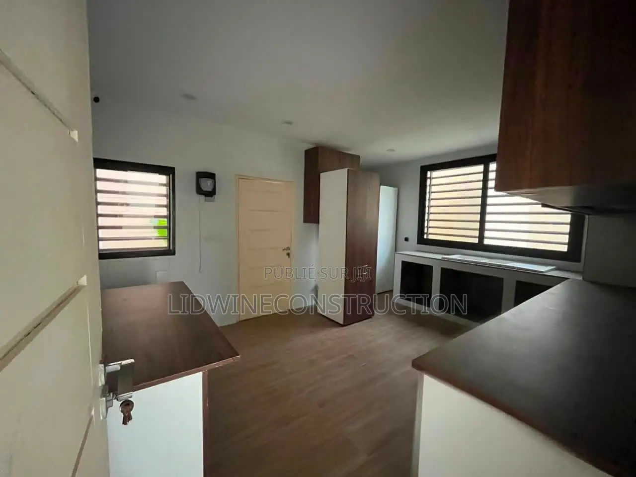 4chbre Villa dans Cocody à Vendre