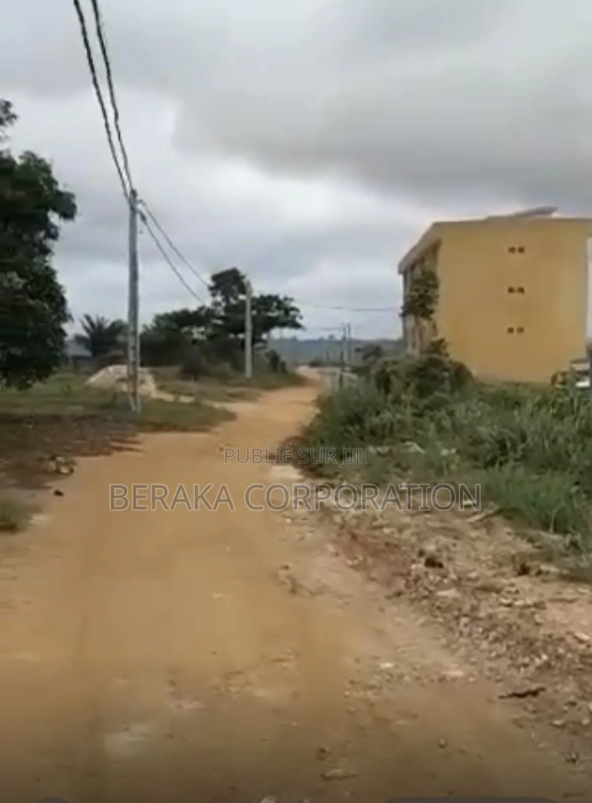 🏡 *À VENDRE – BINGERVILLE ADJIN* 📍 Bingerville – Adjin 📐 *4 Terrains