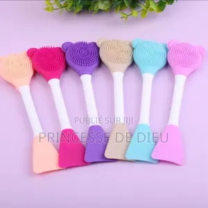 Brosse De Visage