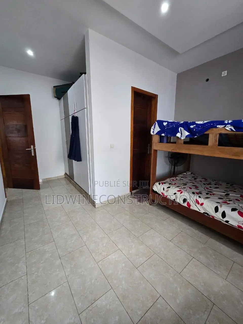 4chbre Villa dans Grand-Bassam à Vendre