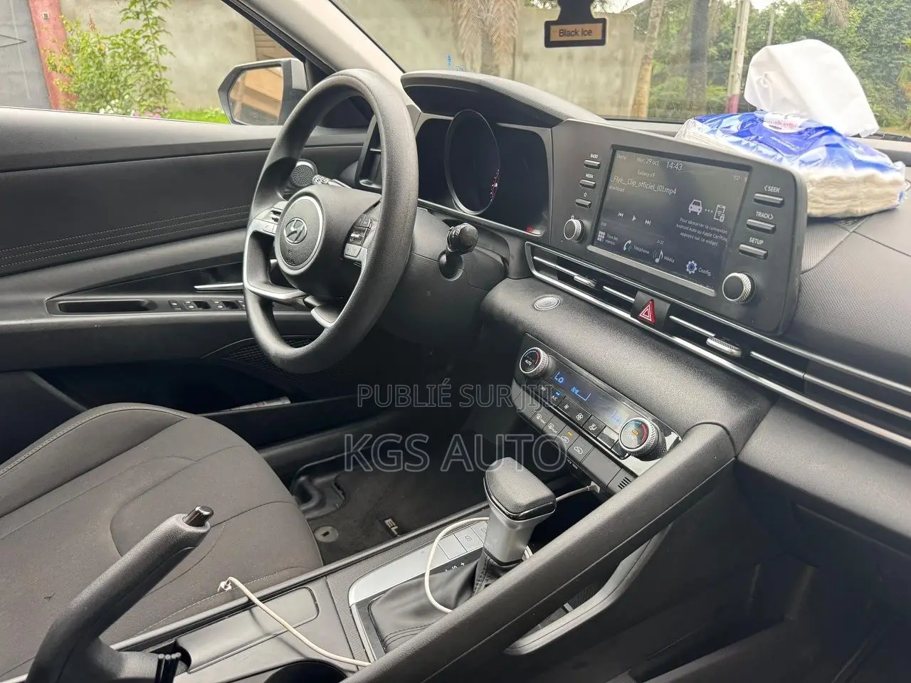 Hyundai Elantra SE 2021 Gris