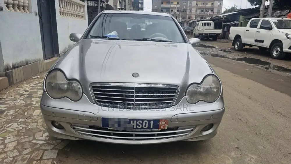Mercedes-Benz C200 2002 Argenté
