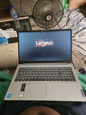 Nouveau Lenovo IdeaPad S300 12GB Intel Core i5 SSD 250GB