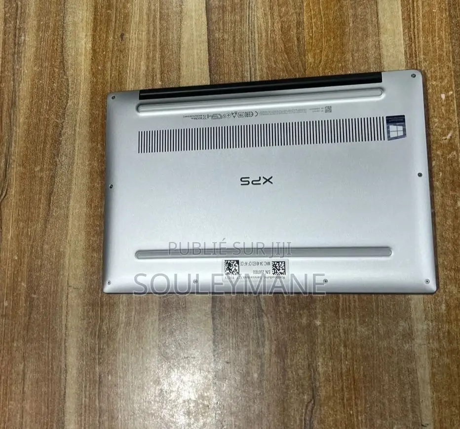 Ordinateur portable Dell XPS 13 8GB Intel Core i5 SSD 256GB