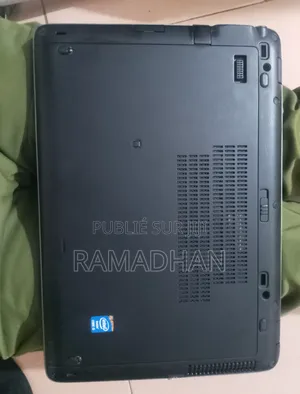 Nouveau HP EliteBook 840 G2 8GB Intel Core i5 HDD 512GB