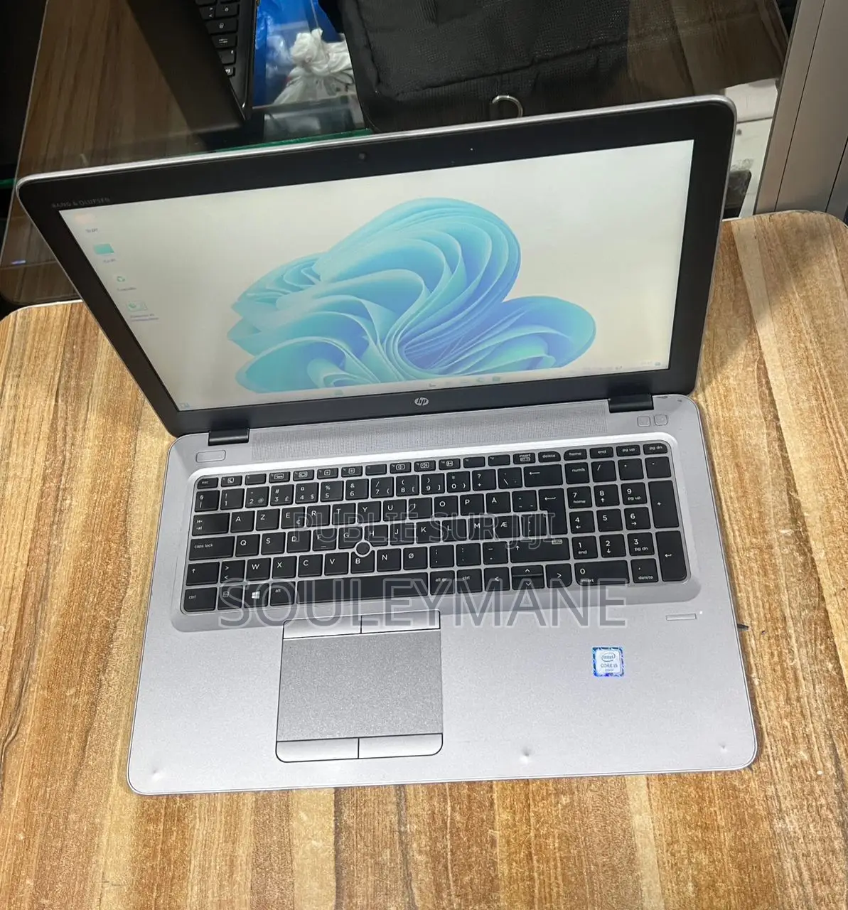 Ordinateur portable HP EliteBook 850 G8 8GB Intel Core i5 SSD 256GB