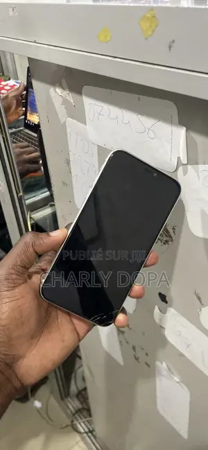 Apple iPhone 11 64 GB Blanc