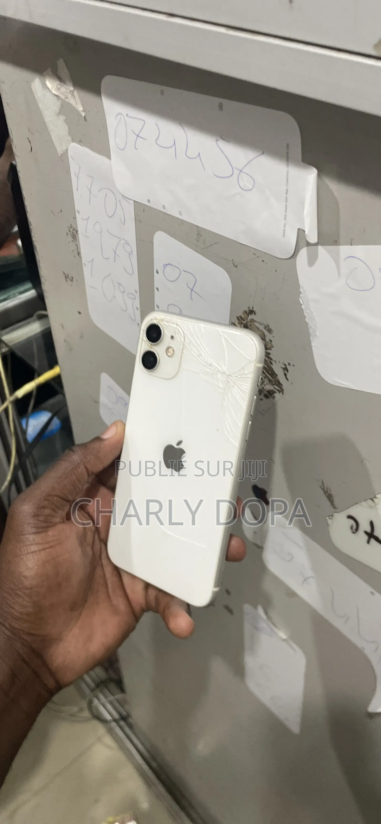 Apple iPhone 11 64 GB Blanc