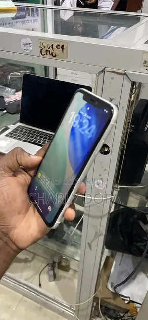Apple iPhone 11 128 GB Blanc