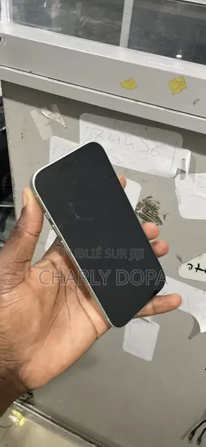 Apple iPhone 15 128 GB Vert