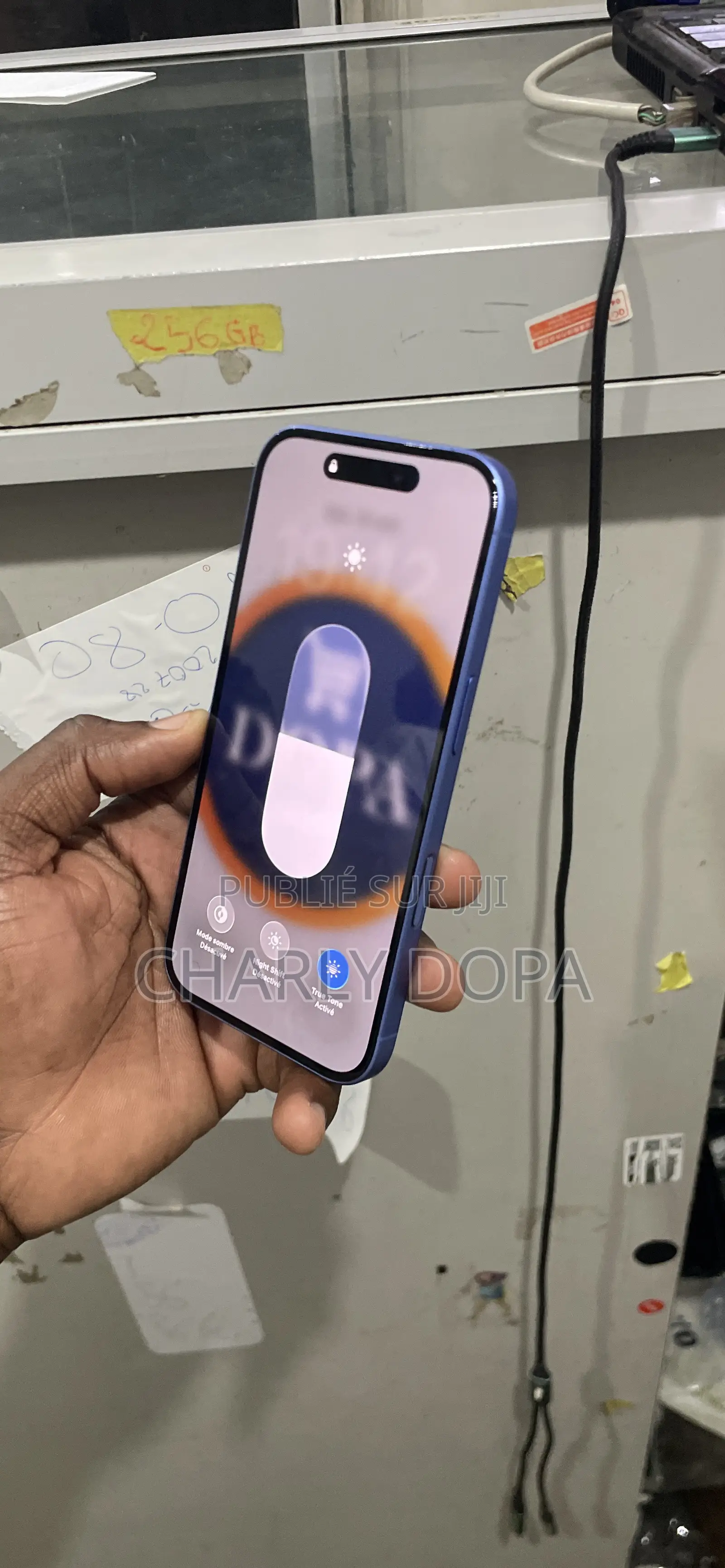 Apple iPhone 16 128 GB Bleu