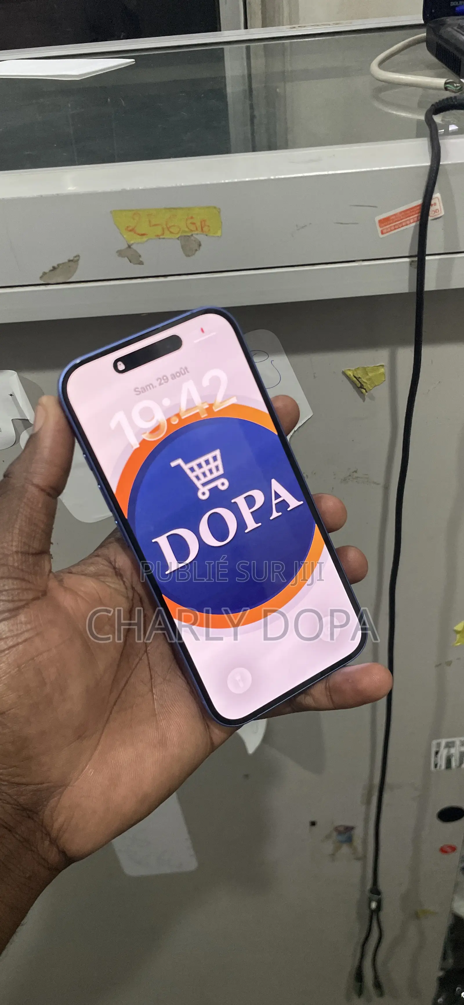 Apple iPhone 16 128 GB Bleu