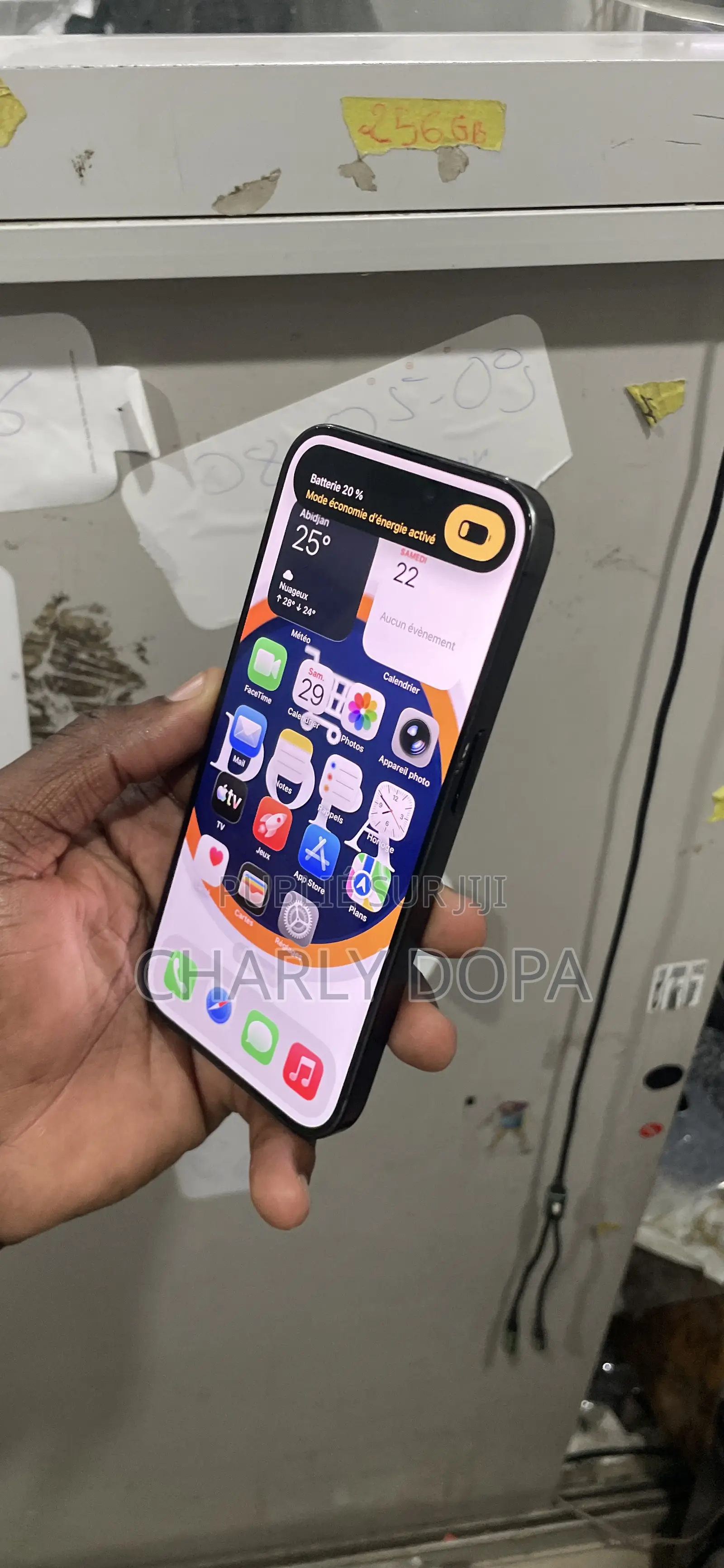 Apple iPhone 15 Pro 128 GB Noir