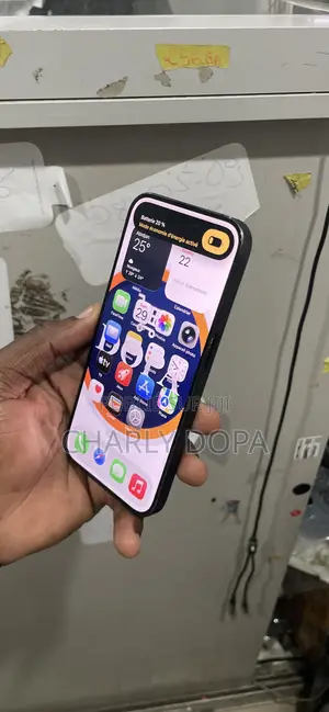 Apple iPhone 15 Pro 128 GB Noir