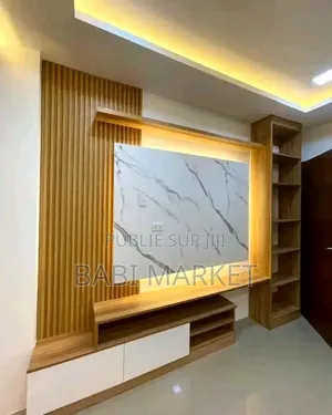 Meuble TV Mural Moderne & Élégant