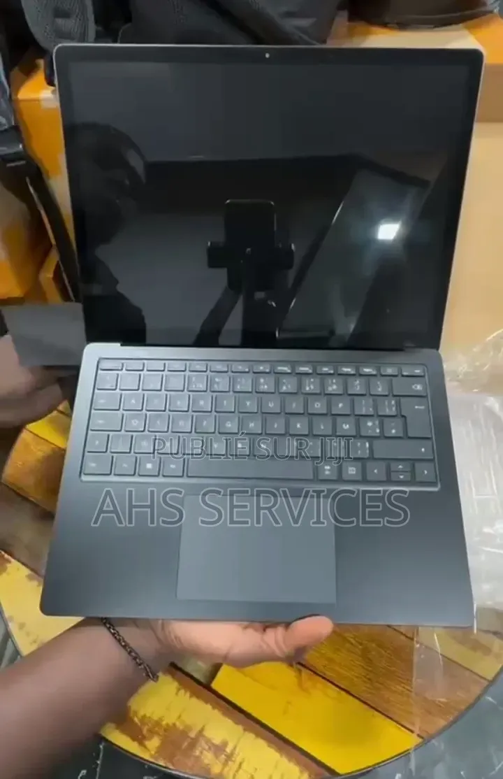 Nouveau Microsoft Surface 3 16GB Intel Core i7 SSD 256GB