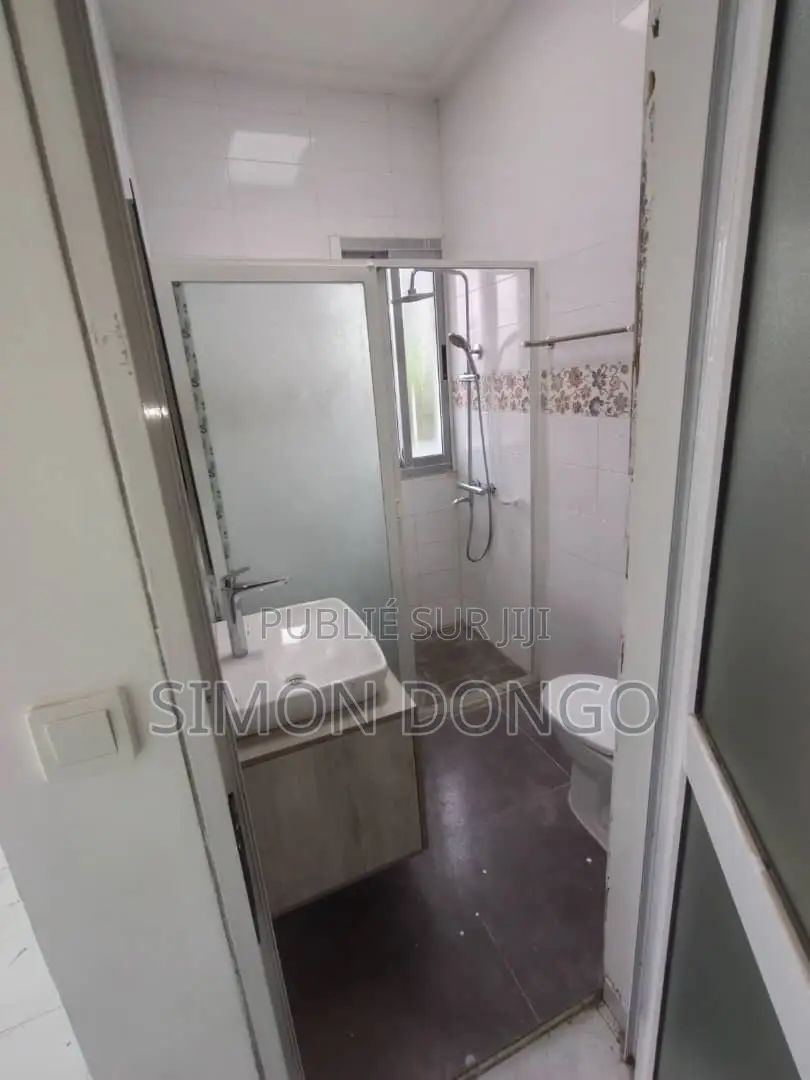 5chbre Villa dans Duplex, Grand-Bassam à Vendre