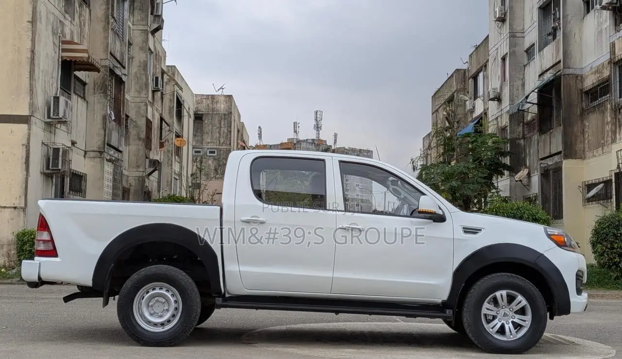 Nouveau Foton Tunland 2020 Rouge