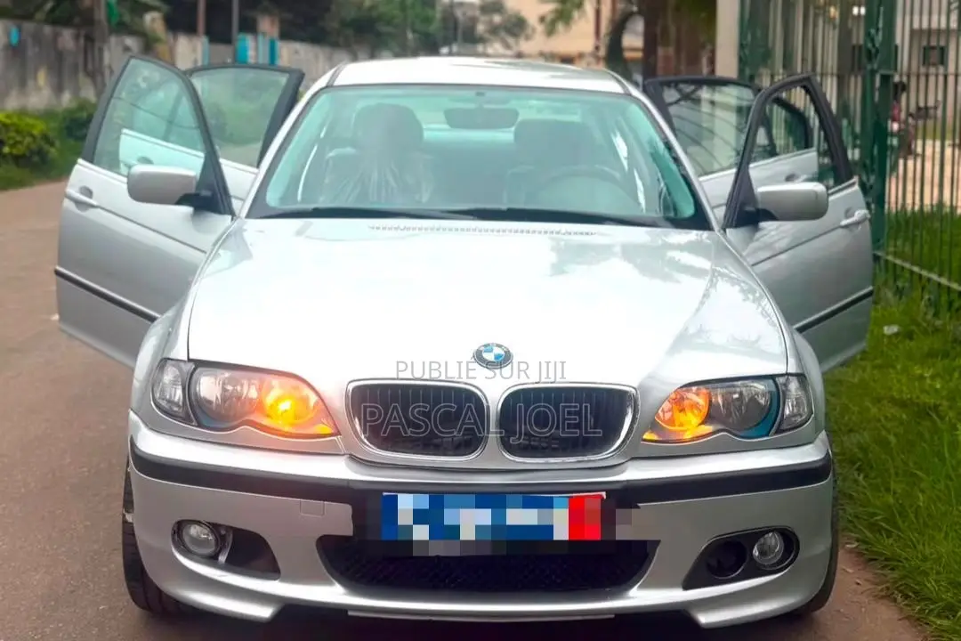 BMW M3 GTR 2002 Gris
