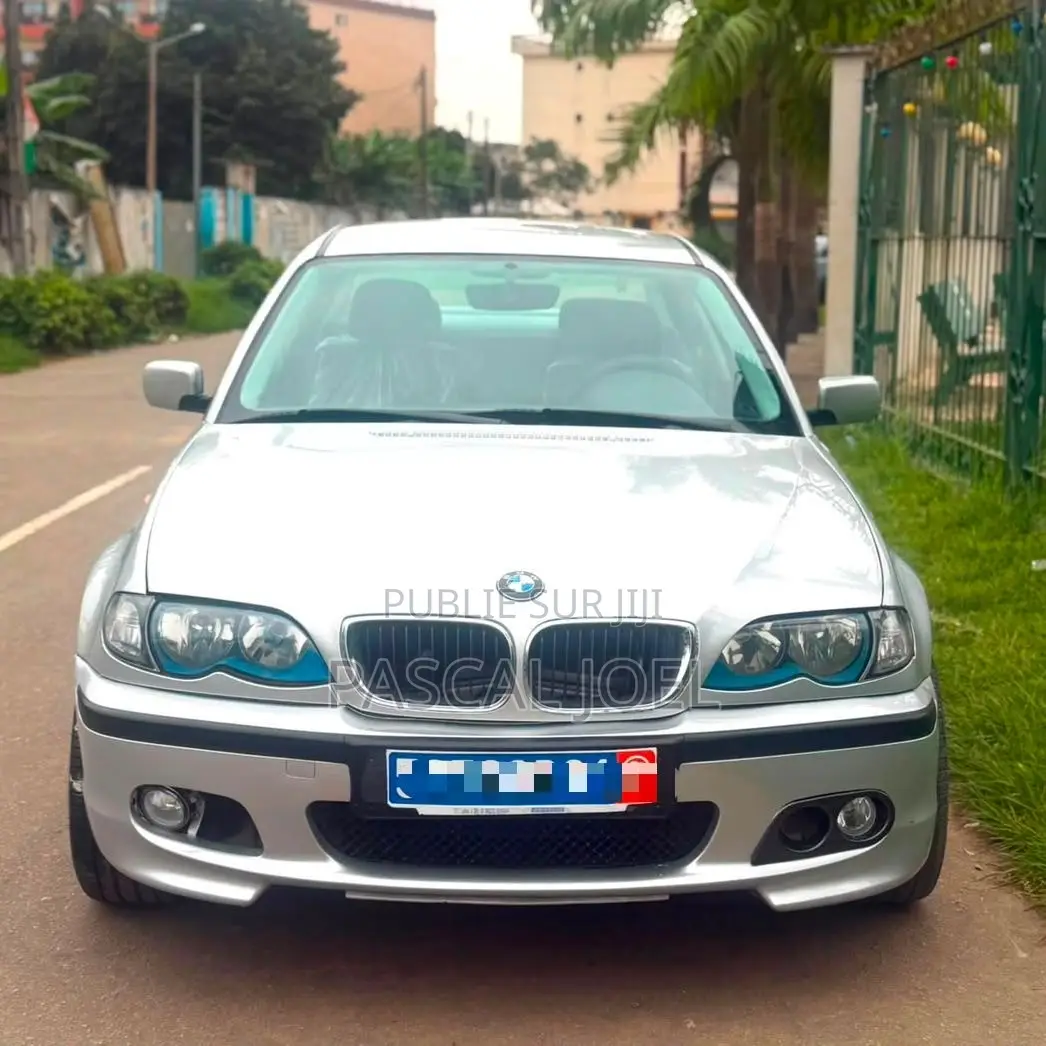 BMW M3 GTR 2002 Gris