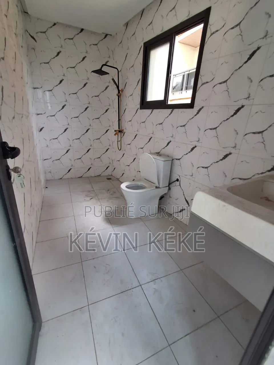 4chbre Appartement dans Grâces Immobilier, Bingerville à Louer