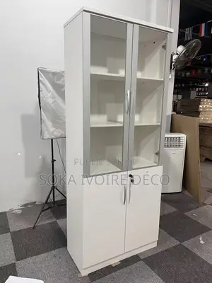 Armoire De Rangements