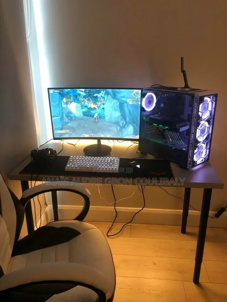 Nouveau MSI Aegis 3 Plus 8th 32GB Intel Core i9 SSD 500GB
